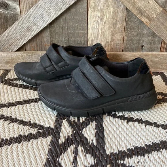 Arcopedico |  Velcro Runners - Picture 3 of 8